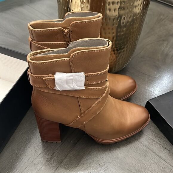 NATURALIZER Lyra Lug Sole Booties - Picture 4 of 13